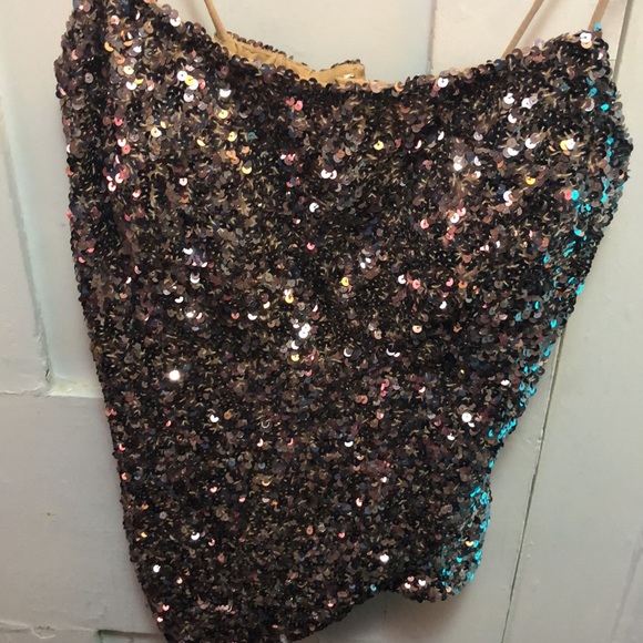 Cache purple sequins top with asymmetrical bottom - Picture 2 of 4